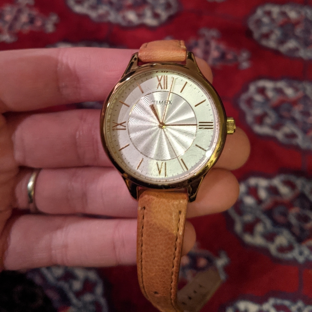 Watch - Picture 3 of 4